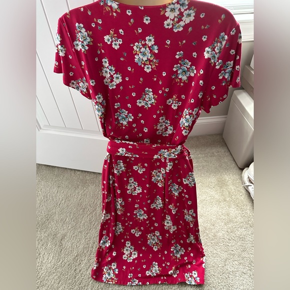 NWT Loft Floral Wrap Dress - Picture 3 of 4